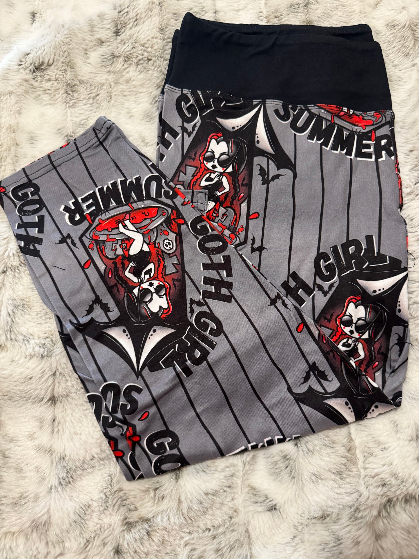 Goth Girl Summer Capri Length Leggings With Pockets