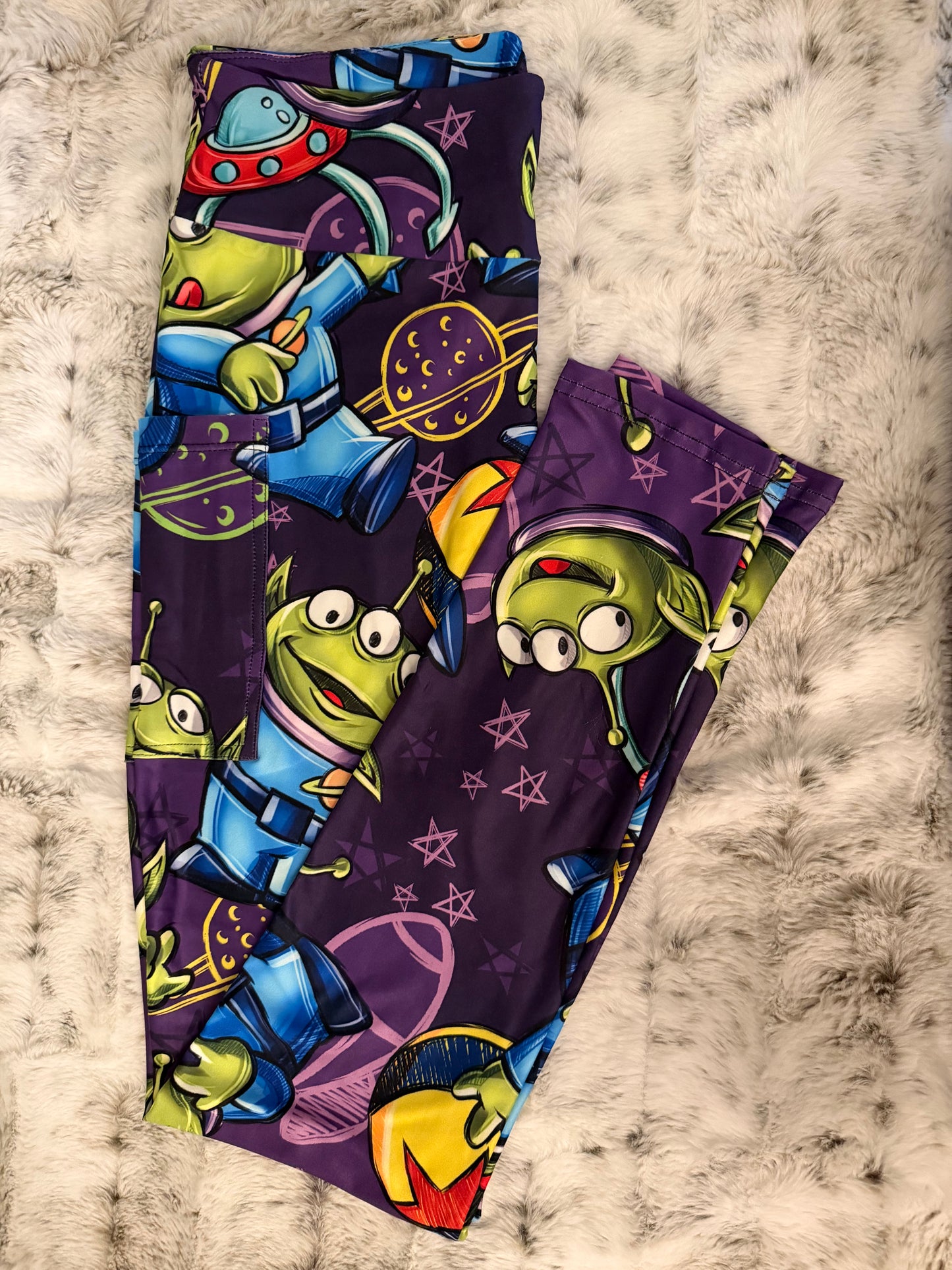 Aliens Full Length Leggings With Pockets