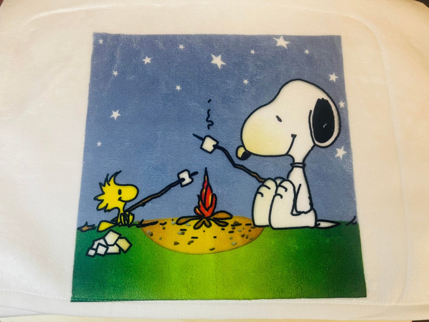 Inspired Snoopy Outdoors Towels Set
