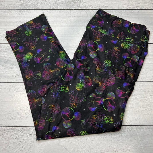 Colorful Mouse Capri Length Leggings With Pockets