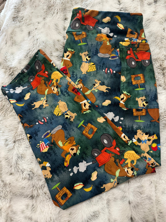 Yogi Bear Capri Length Leggings With Pockets