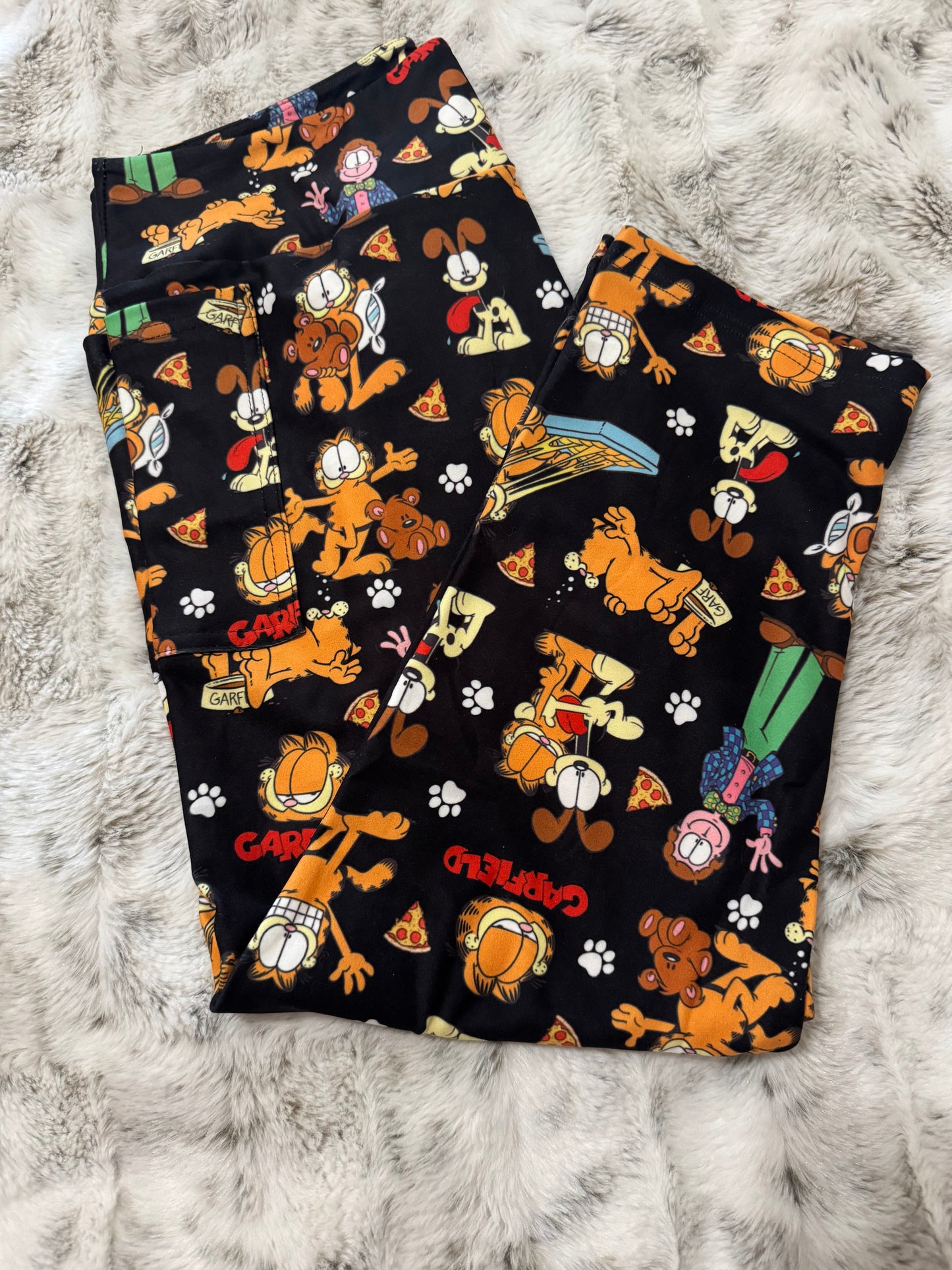 Garfield Capri Length Leggings With Pockets