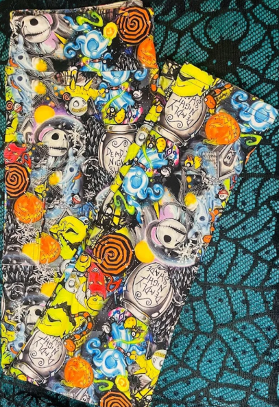 Deadly Night Shade Full Length Leggings With Pockets