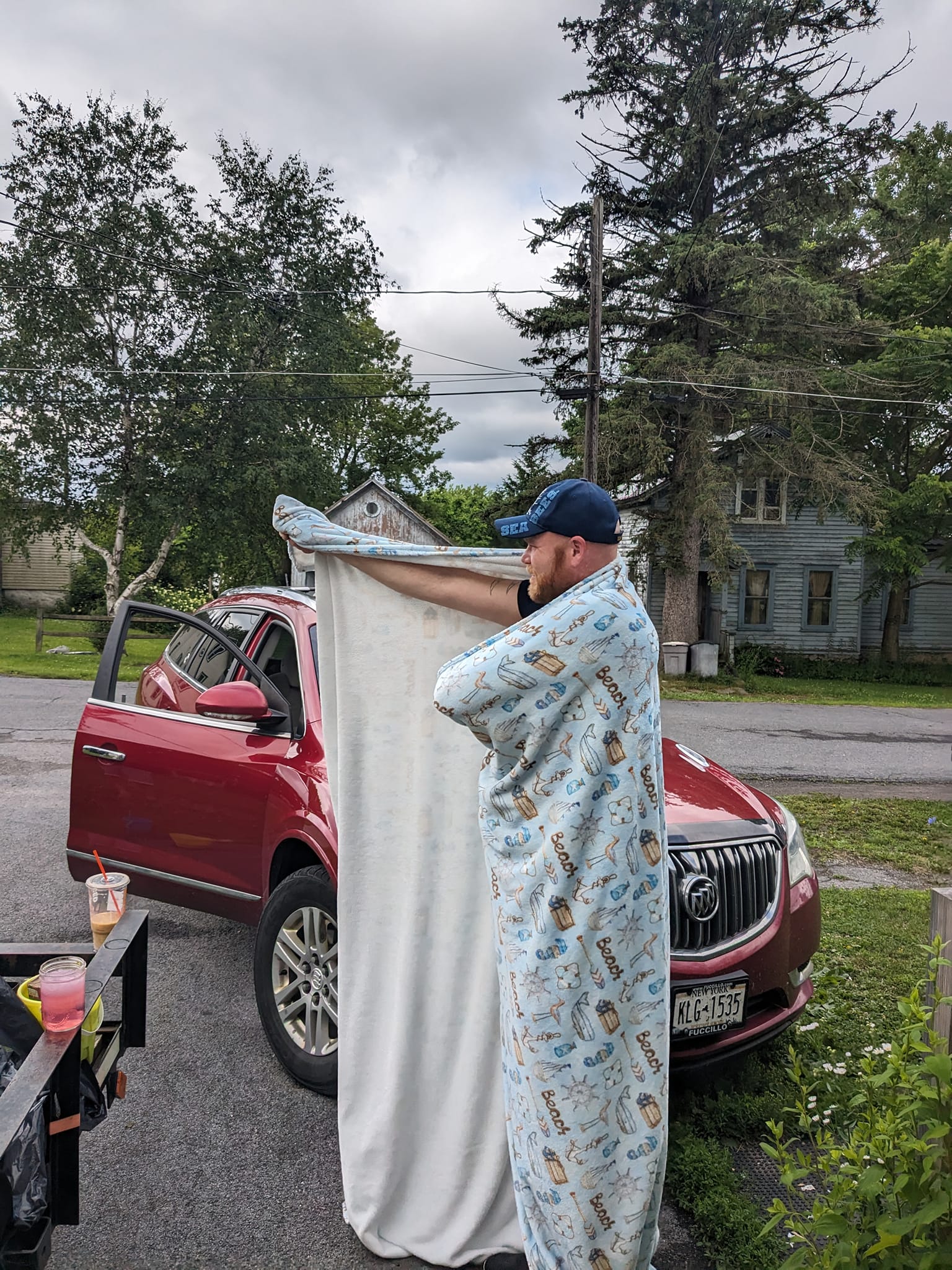 LEMON FLORAL- GIANT SHAREABLE THROW BLANKETS