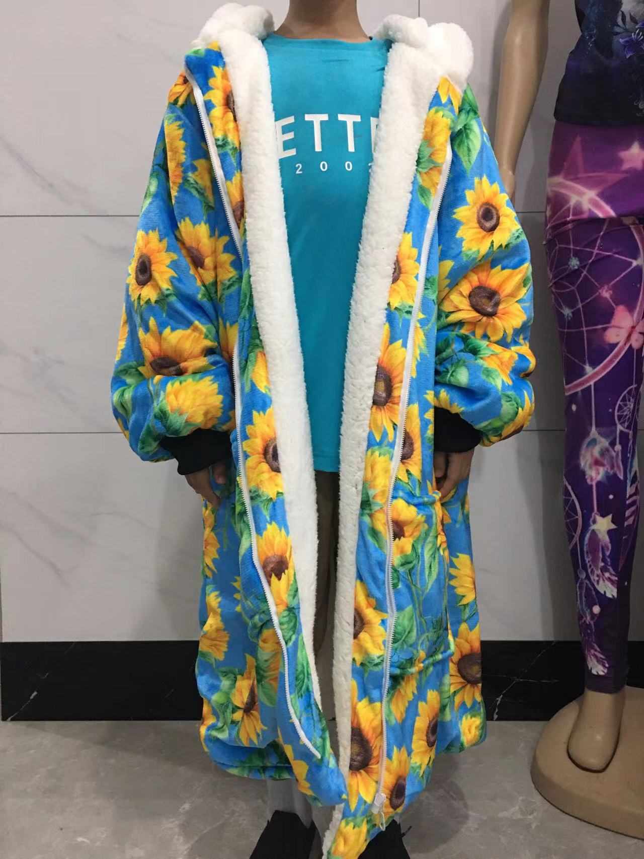 MOON FLORAL - HOODIE BLANKET RUN PREORDER CLOSING 12/18