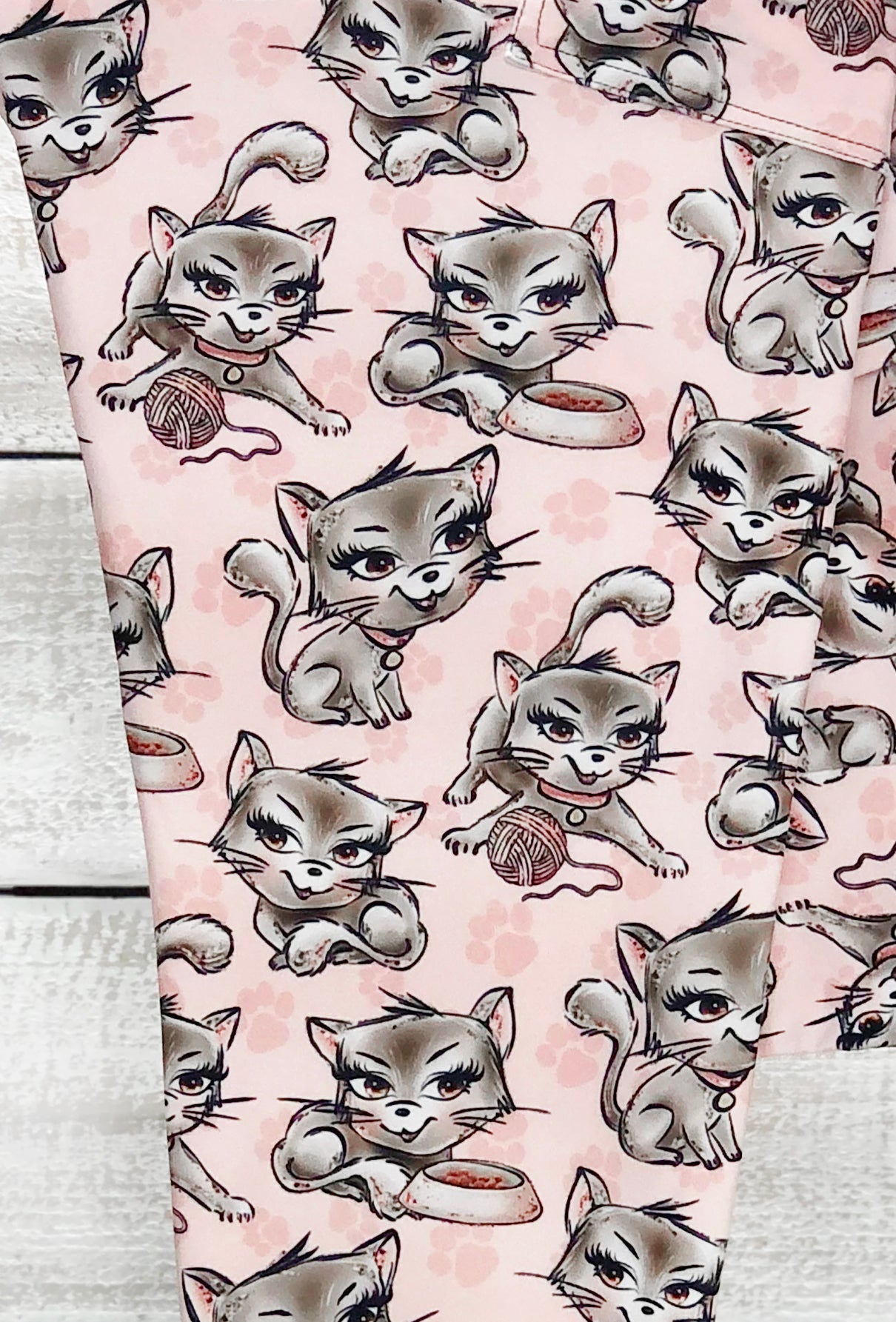 RTS - Pretty Kitty Leggings w/ Pockets