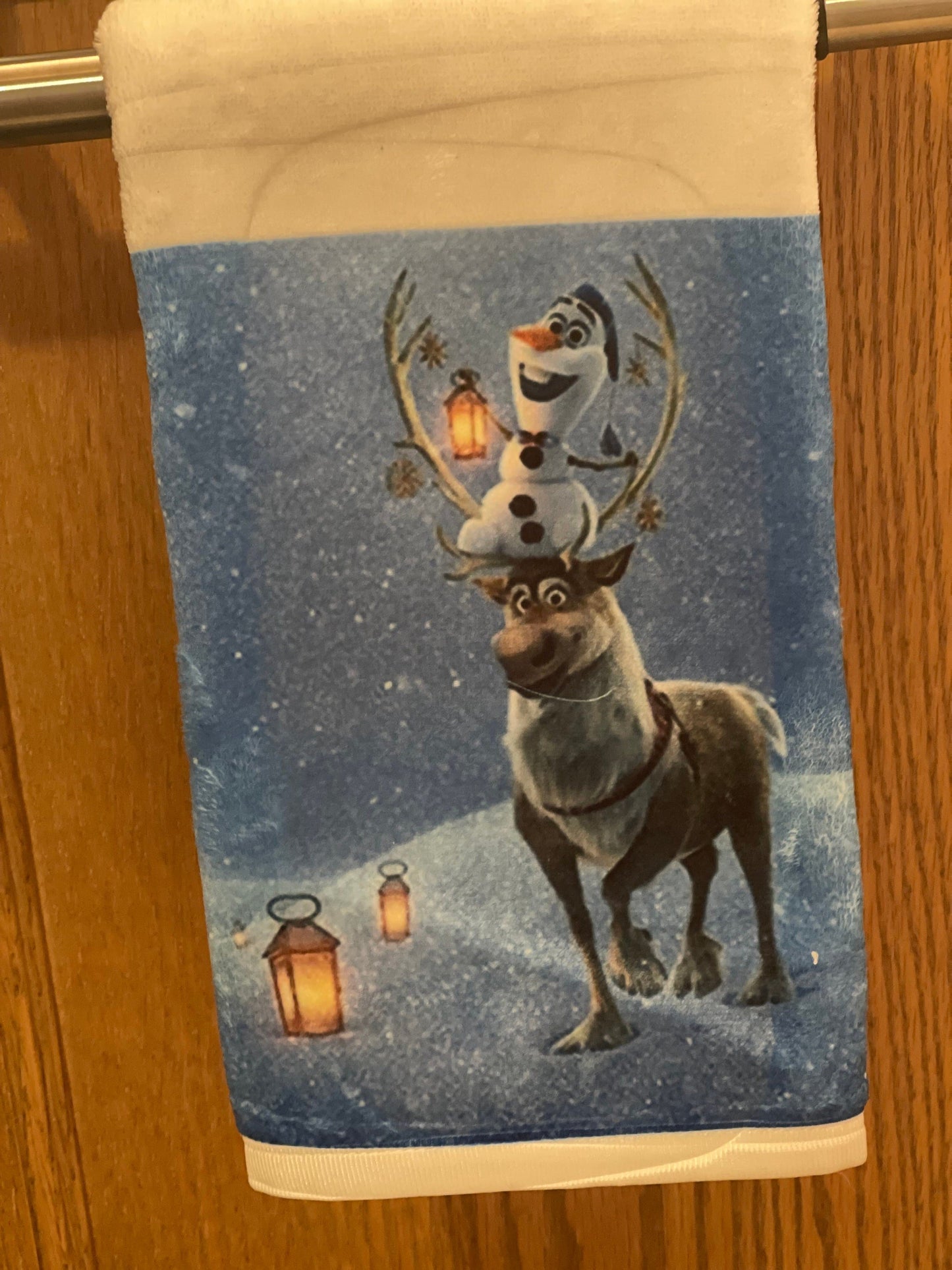 Inspired Olaf towel Set